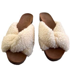 Flattered Knotted Genuine Shearling Sandal 38